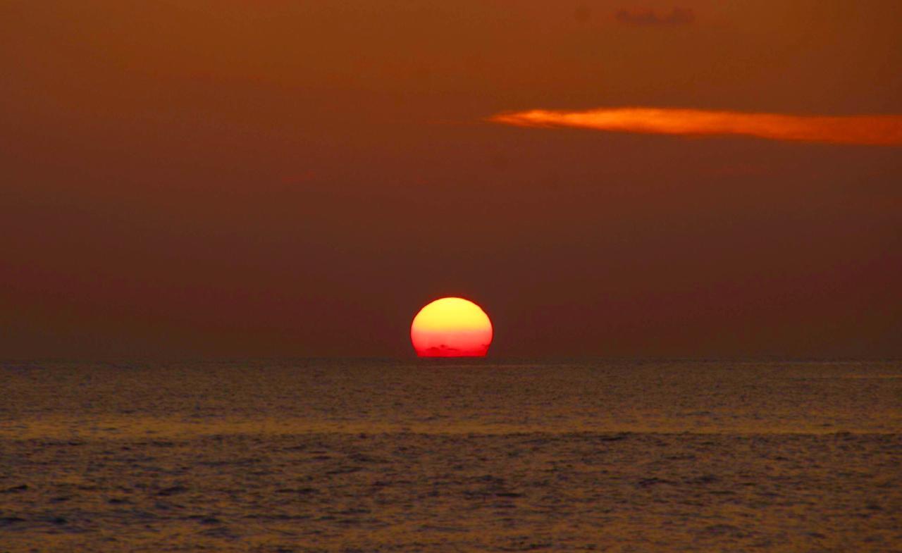 Baturundung Surf Resort Naibos ภายนอก รูปภาพ