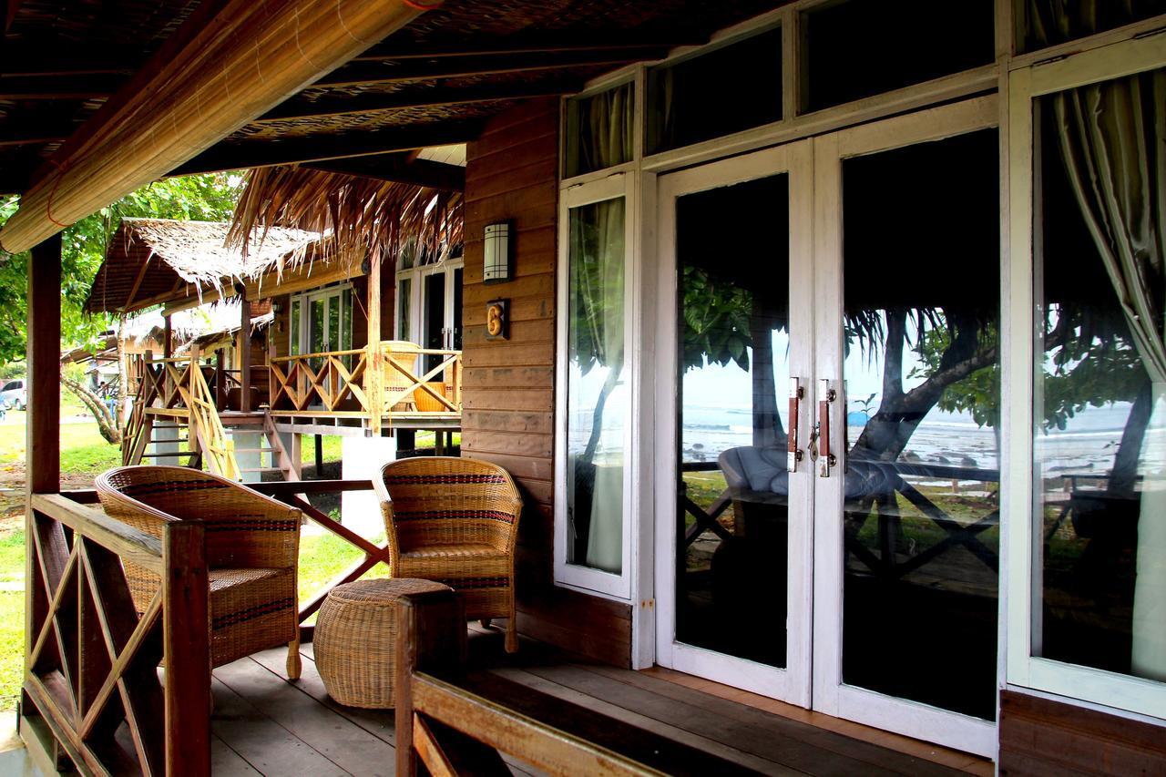Baturundung Surf Resort Naibos ภายนอก รูปภาพ