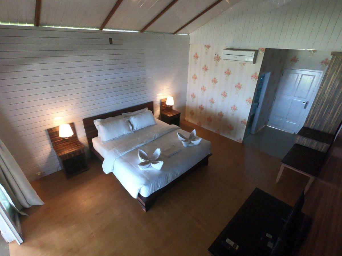 Baturundung Surf Resort Naibos ภายนอก รูปภาพ